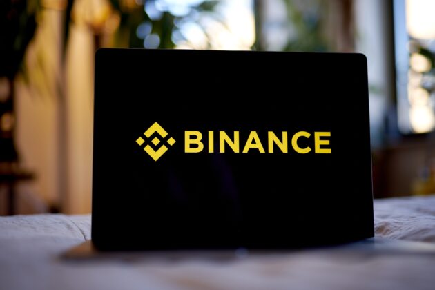 binance-moves-into-the-el-salvador-market-with-two-crypto-licenses