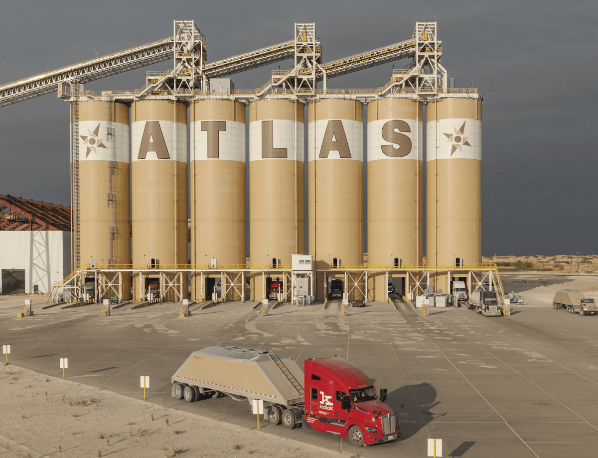 kodiak-robotics-is-taking-self-driving-trucks-off-road-to-reach-profitability-faster